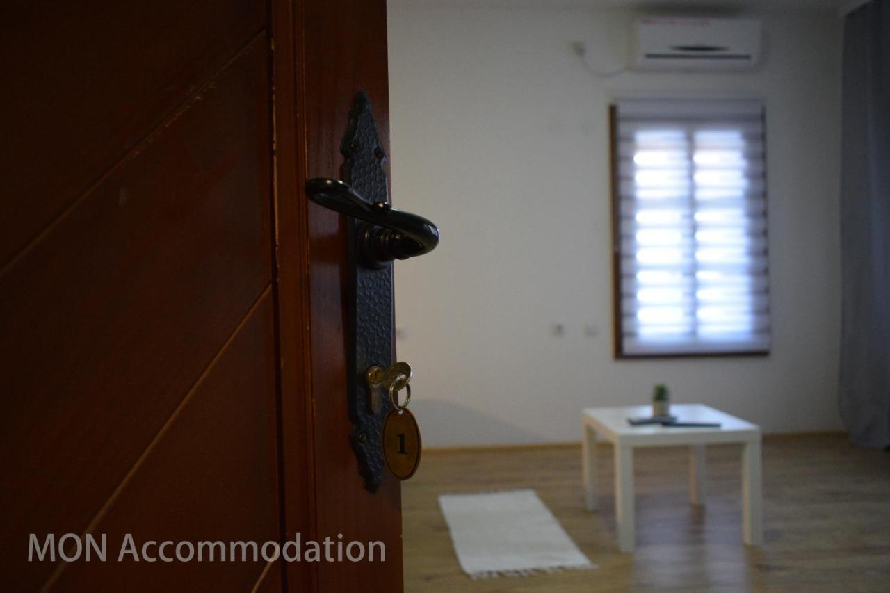 Mon Accommodation Free Parking Ni Eksteriør billede