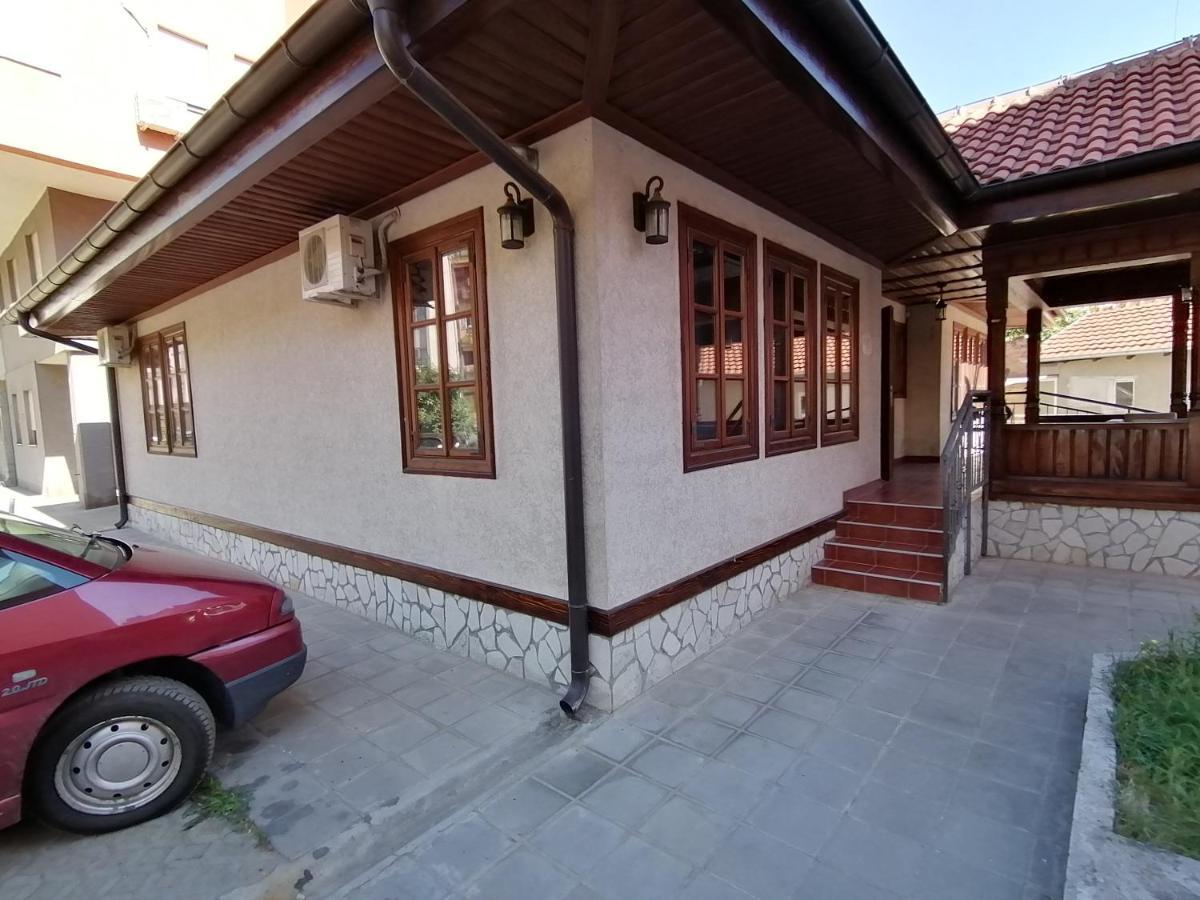 Mon Accommodation Free Parking Ni Eksteriør billede